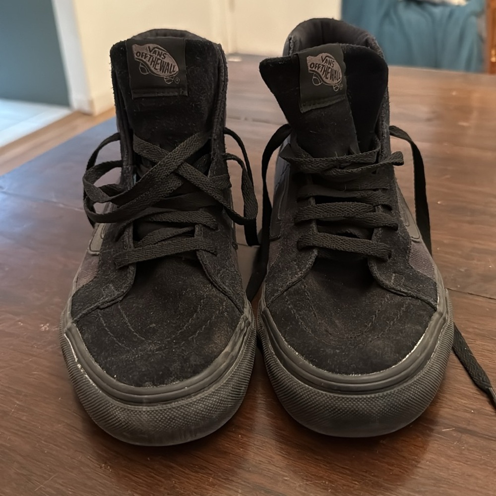 Vans Sk8-Hi Ultracush Shoe - Picture 2 of 11